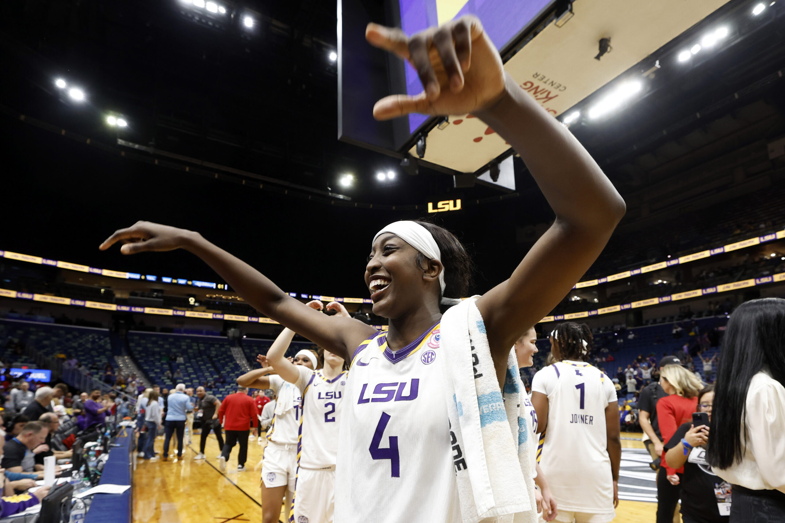 Storm Trades for NCAA Champion Flau’jae Johnson